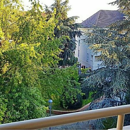 Superbe studio de 30m2 proche de Paris Poissy Esterno foto
