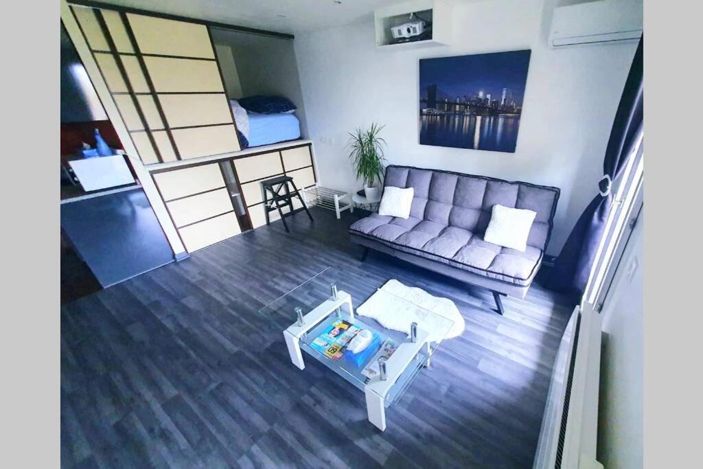 Superbe studio de 30m2 proche de Paris Poissy Esterno foto